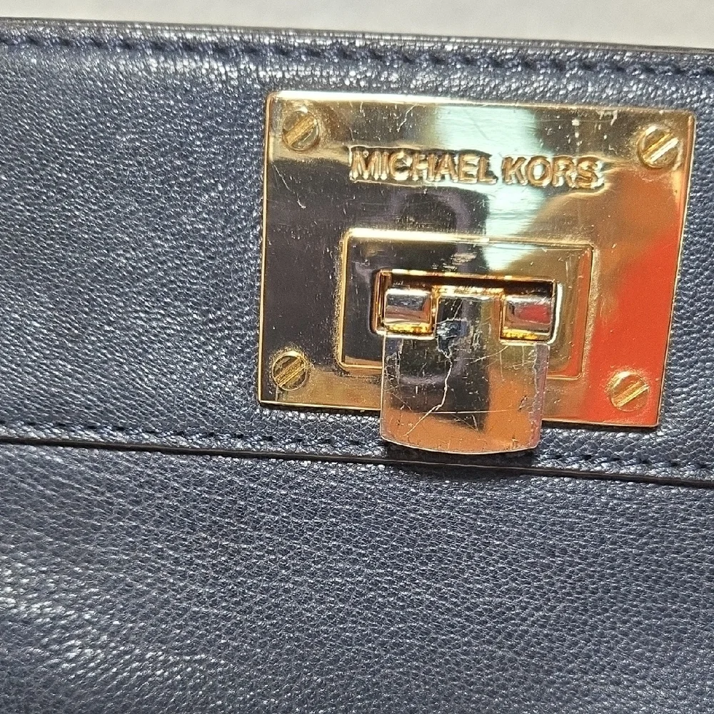 Michael Kors Vintage Satchel Gold MK HDWR Classic Elegance SOFT Leather